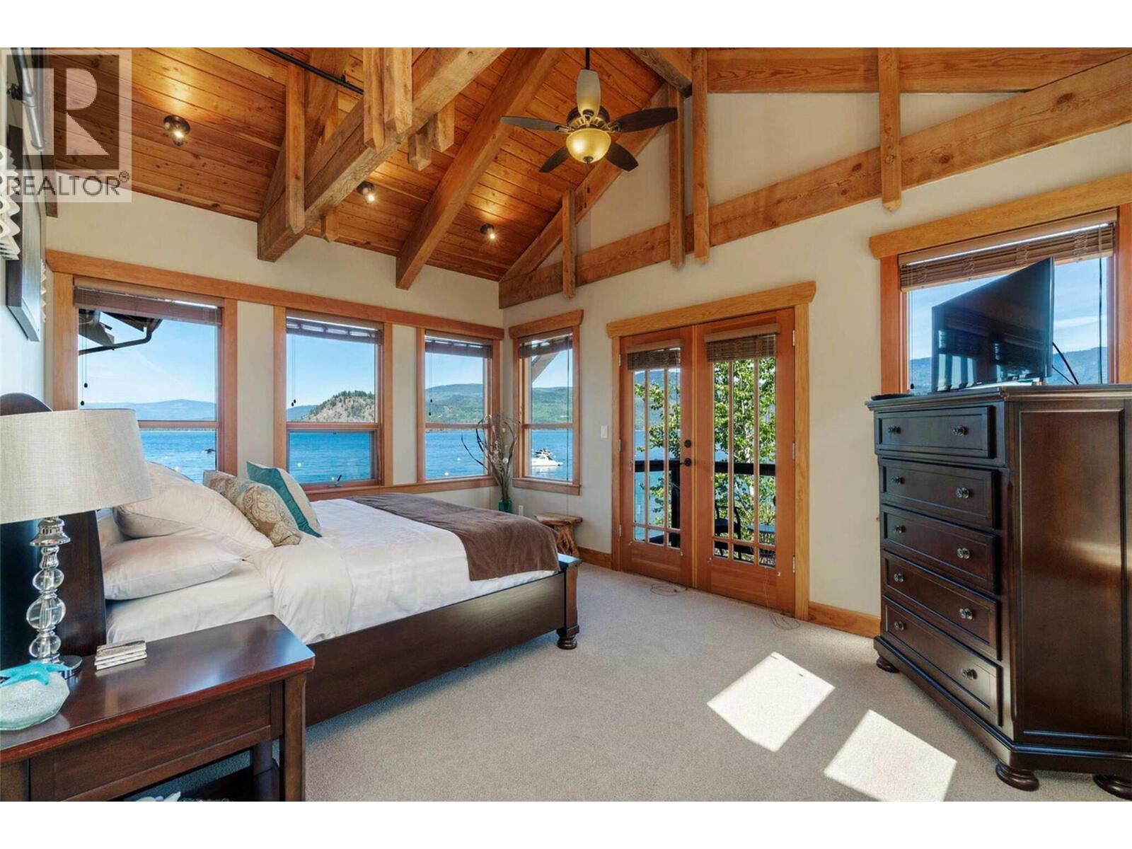 1 2479 Eagle Bay Road, Blind Bay