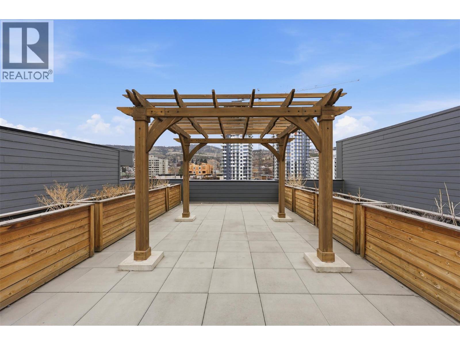 #524 444 St Paul Street - 28