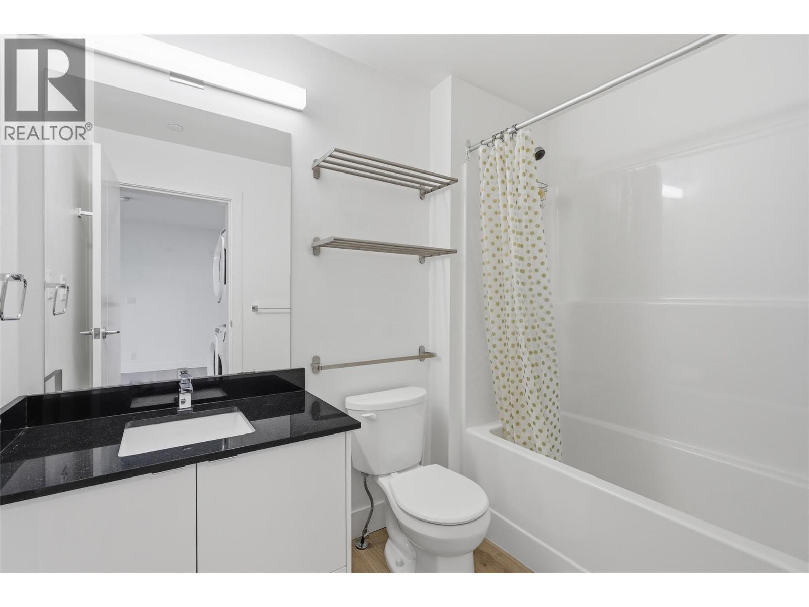 #524 444 St Paul Street - 23
