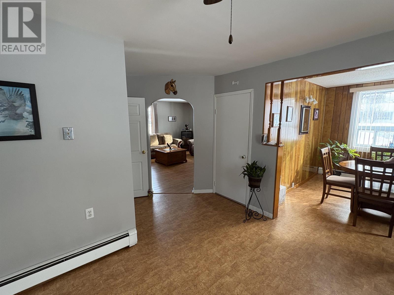 35 MAIN DRIVE - 15