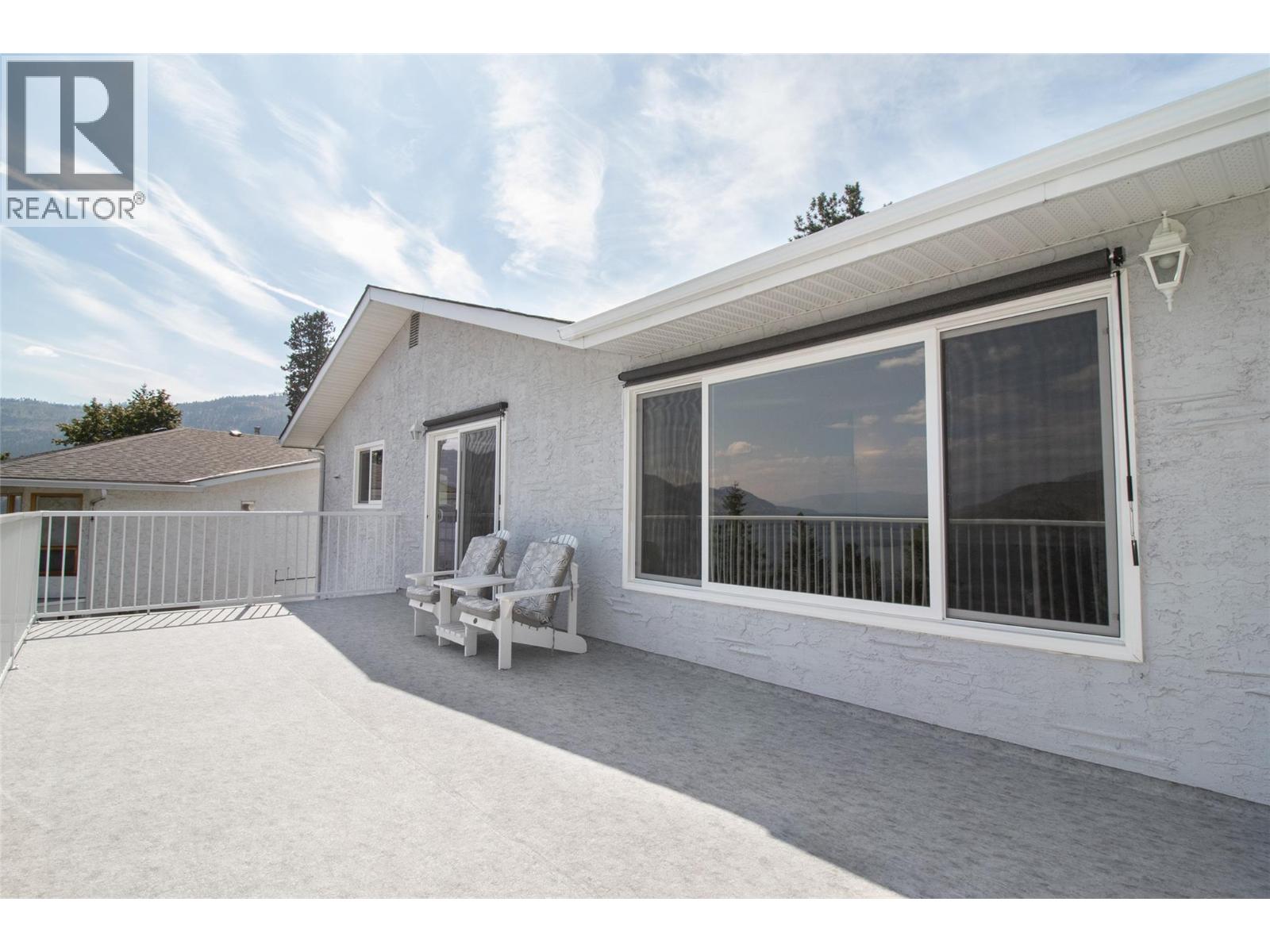  6335 Topham Place, Peachland