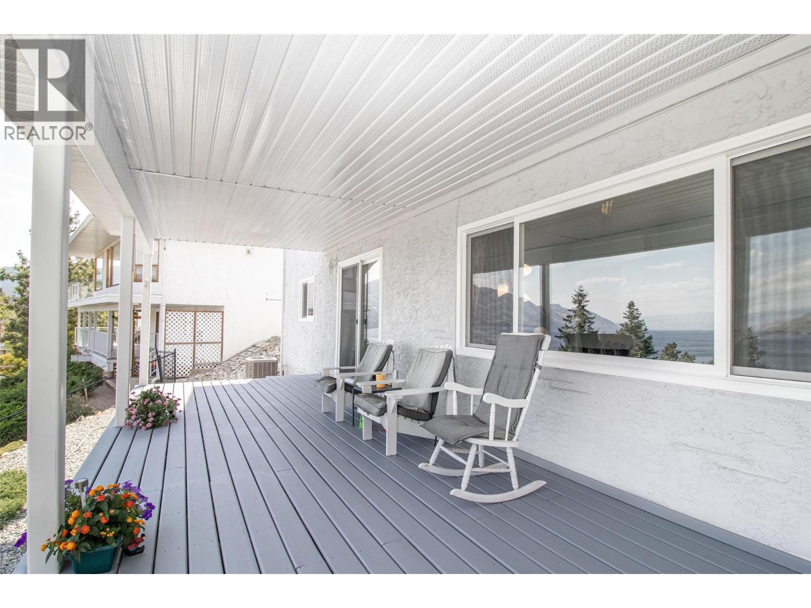 6335 Topham Place, Peachland