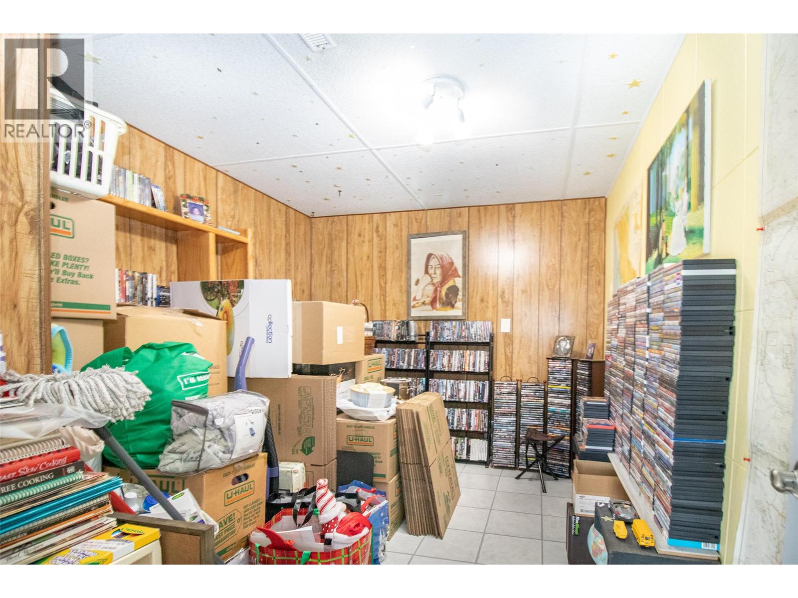  6335 Topham Place, Peachland