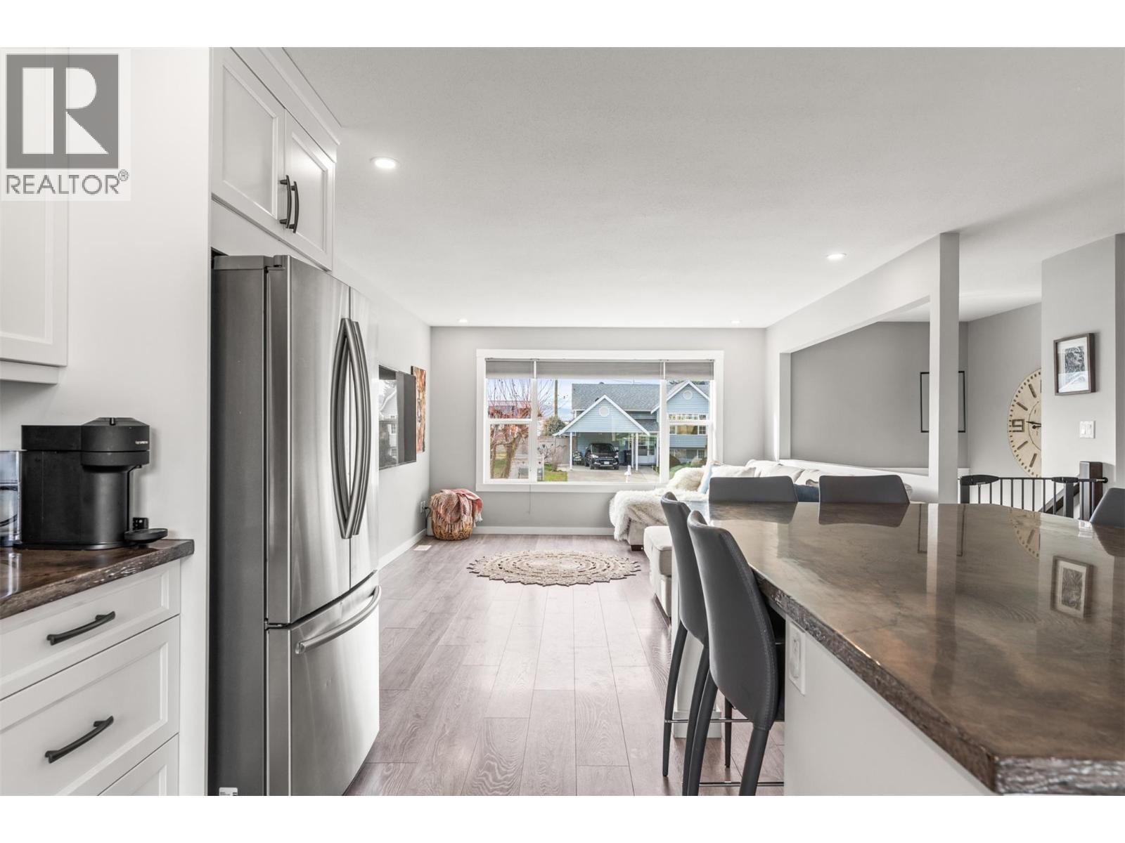  1413 12th Street, Vernon