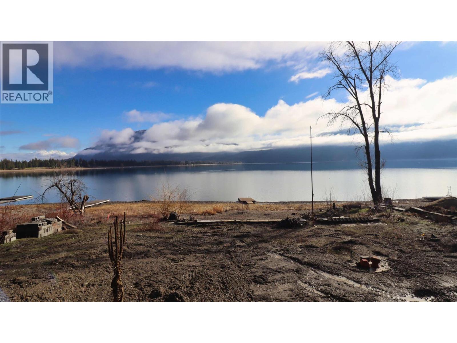  1387 Little Shuswap Lake Road, Chase