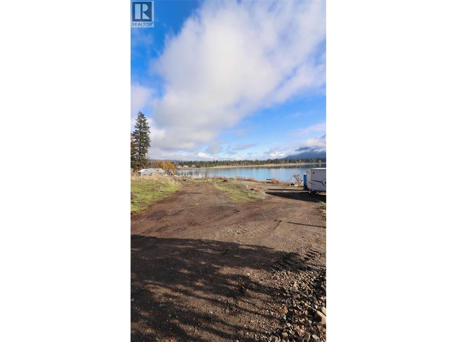  1387 Little Shuswap Lake Road, Chase