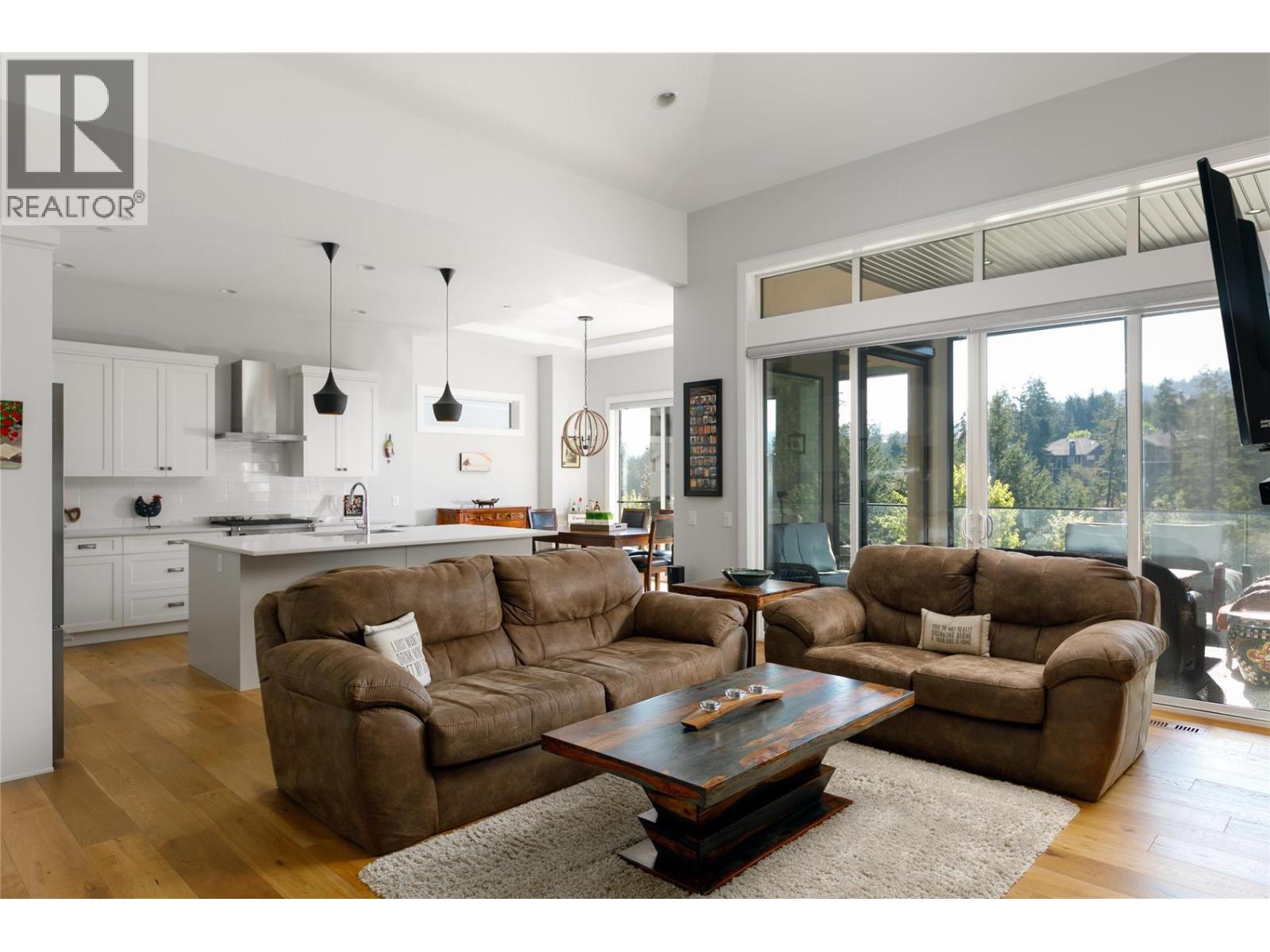  145 Whitetail Ridge, Vernon