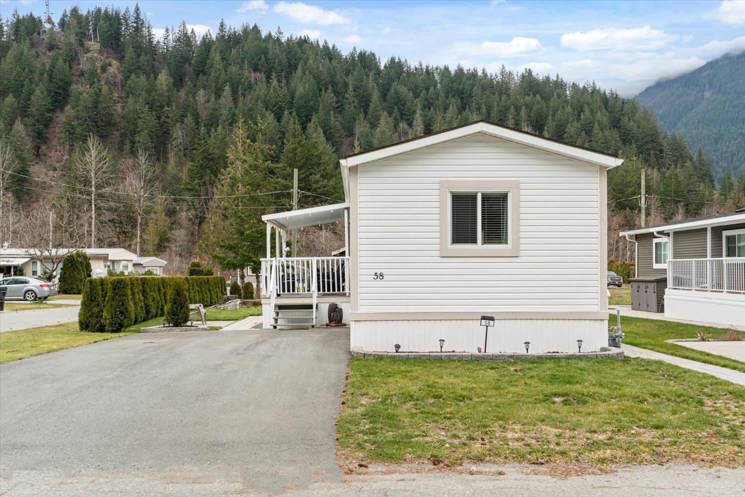 58 65367 KAWKAWA LAKE ROAD, Hope, Hope