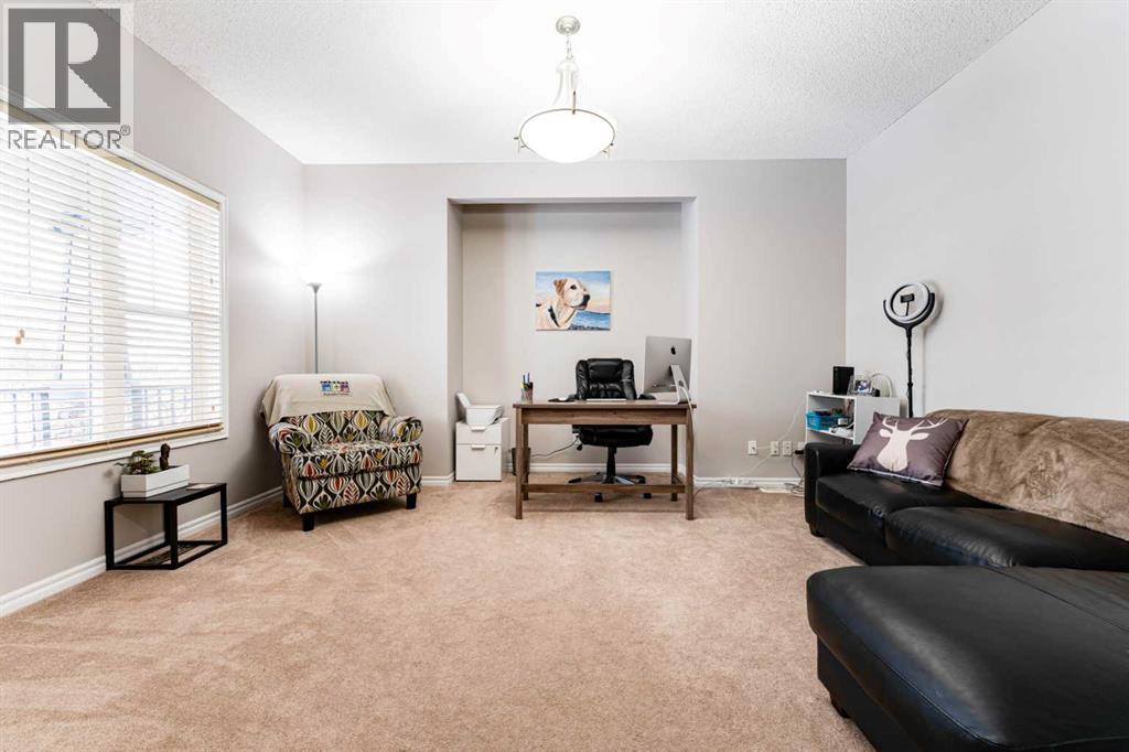 
          461 Boulder Creek Way Southeast
            <br/>
            <span>Langdon</span>
            , 
            <span>AB</span>
             <span>T0J1X3</span>
         - Photo 18