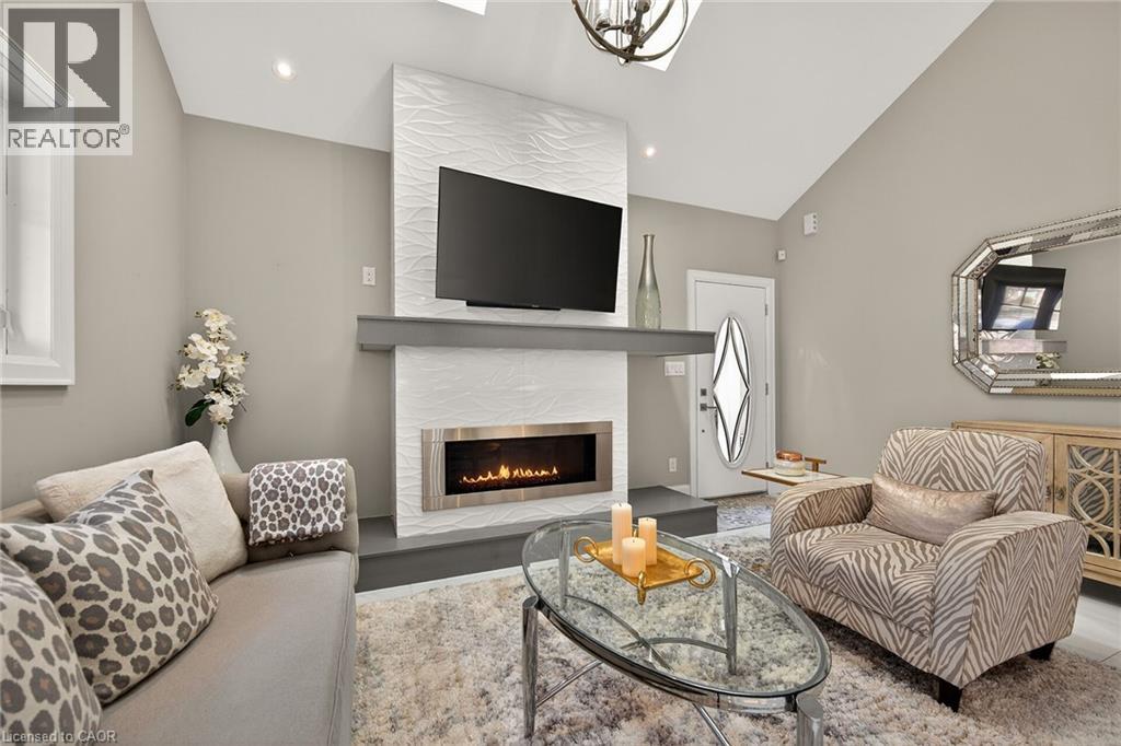 747 VERNON Place, Ancaster, Ontario, L9G3H4 — Photo 11
