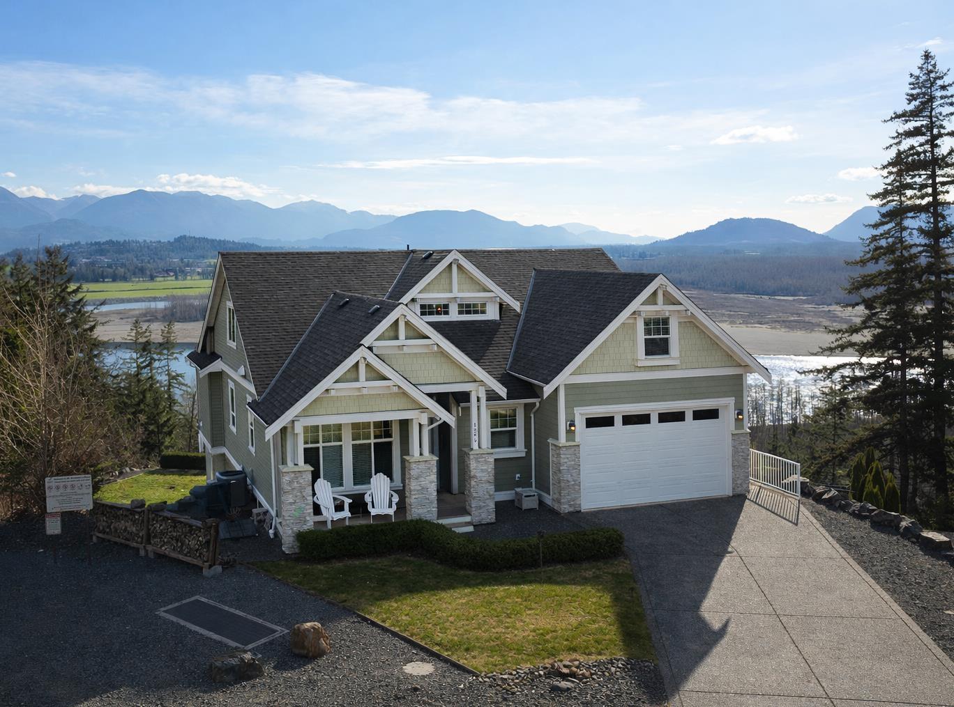 1399 HIGHLANDS BOULEVARD, Mt Woodside, Agassiz