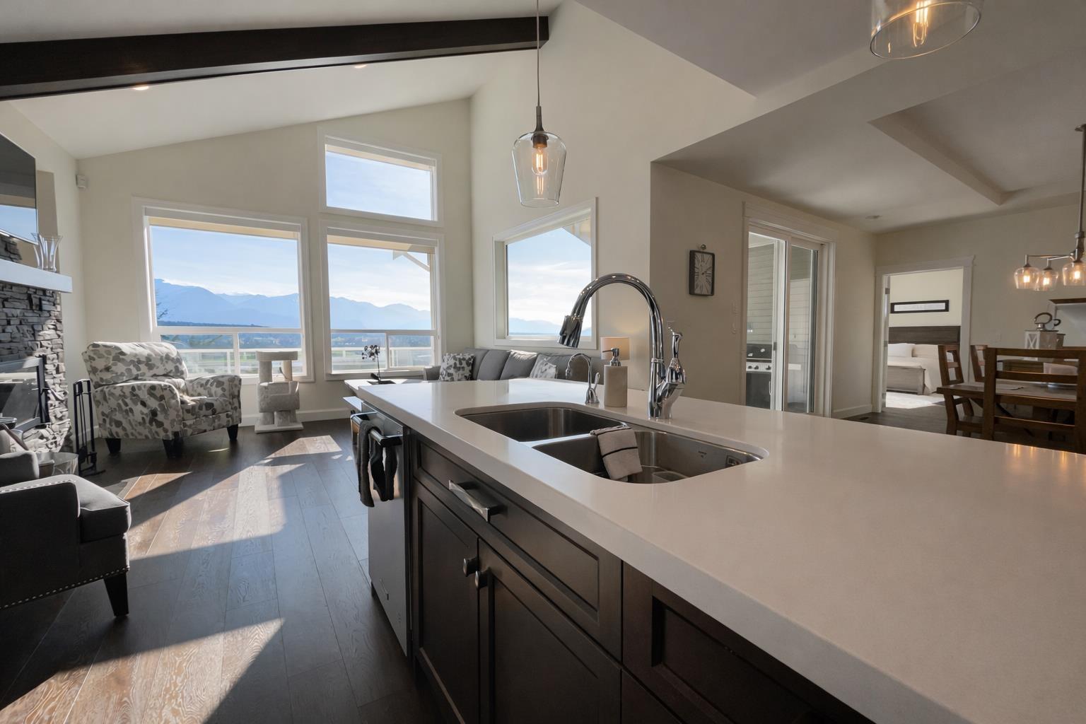 1399 HIGHLANDS BOULEVARD, Mt Woodside, Agassiz