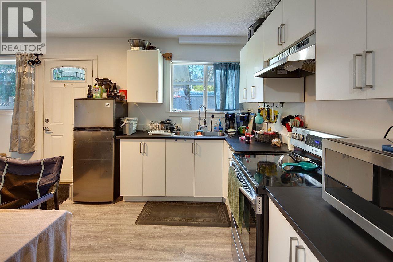 2132 ANITA DRIVE, Port Coquitlam