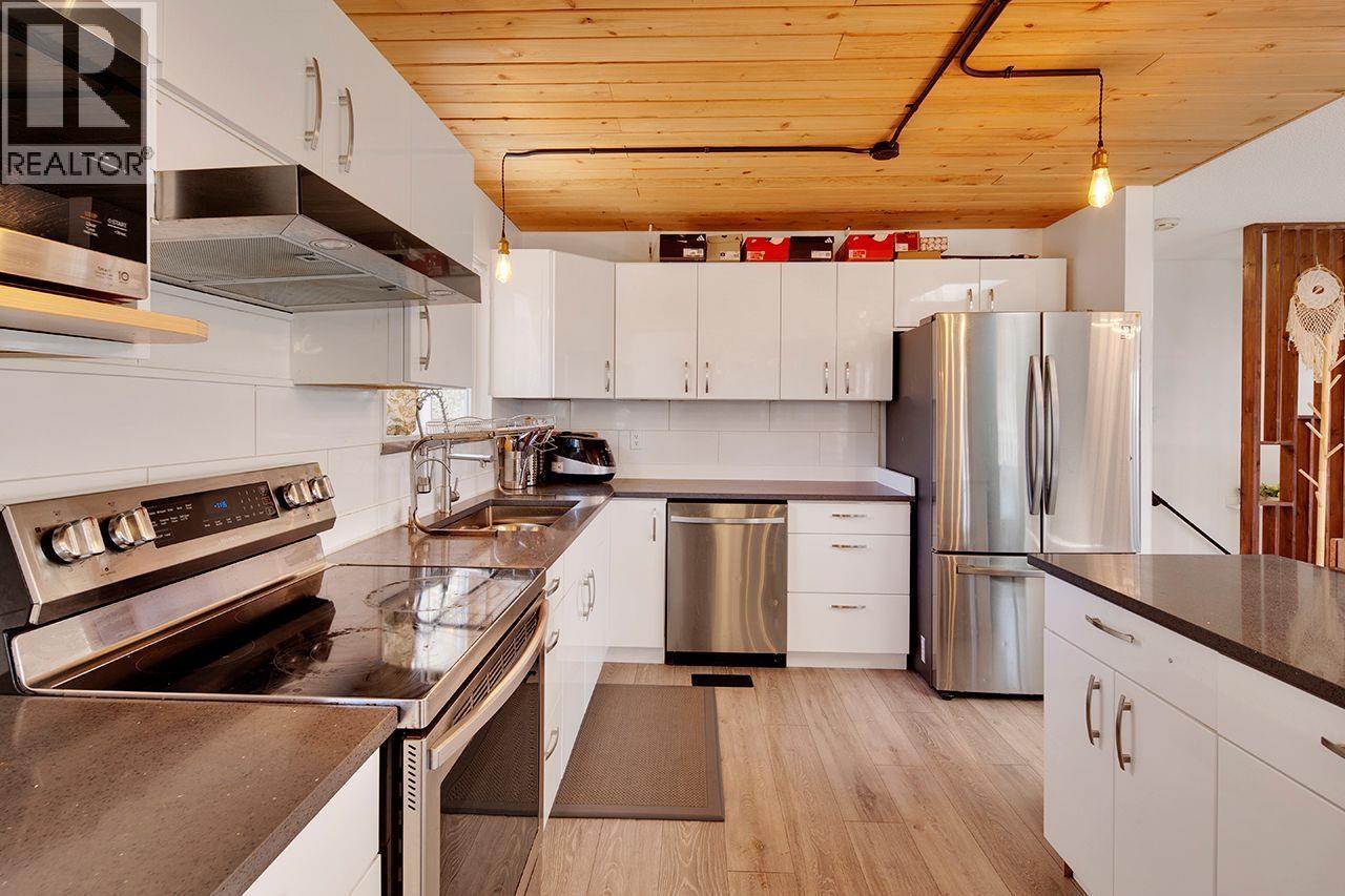 2132 ANITA DRIVE, Port Coquitlam