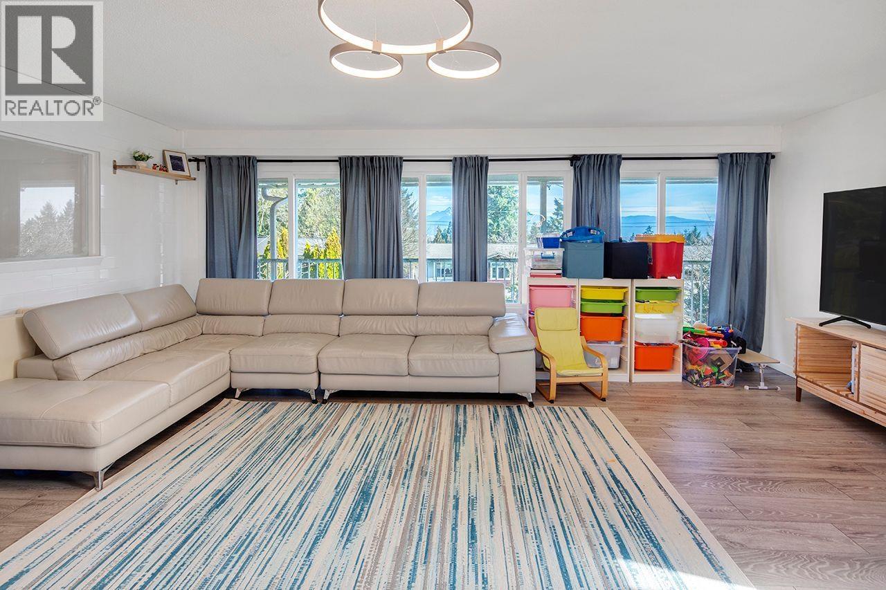 2132 ANITA DRIVE, Port Coquitlam