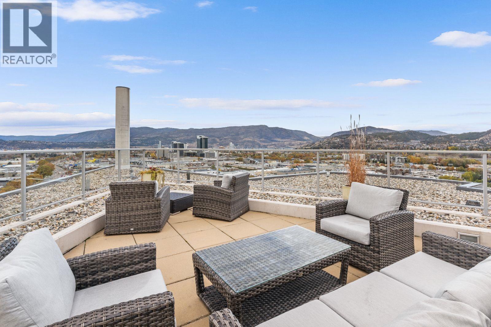 303 2040 Springfield Road, Kelowna