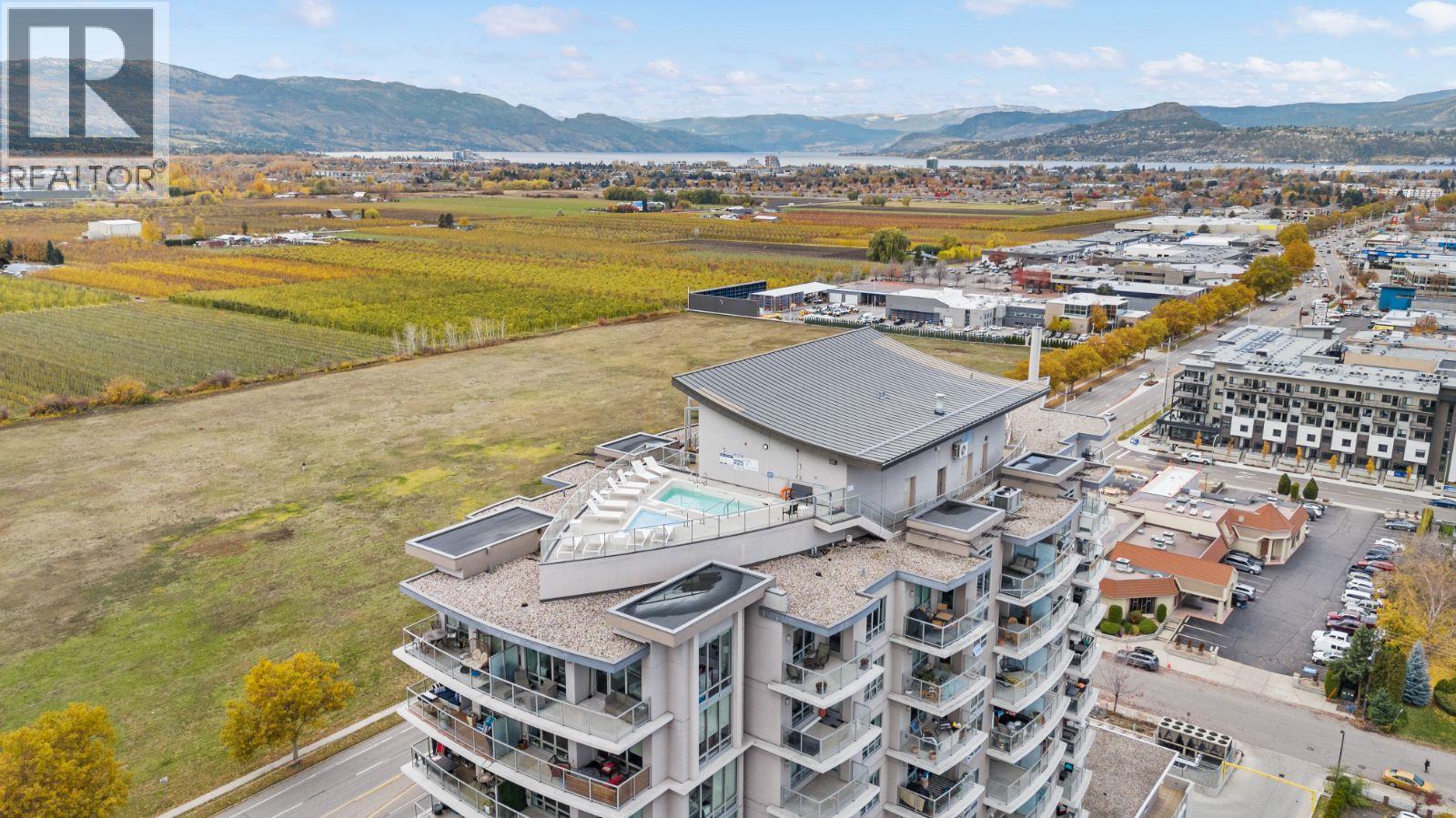 303 2040 Springfield Road, Kelowna