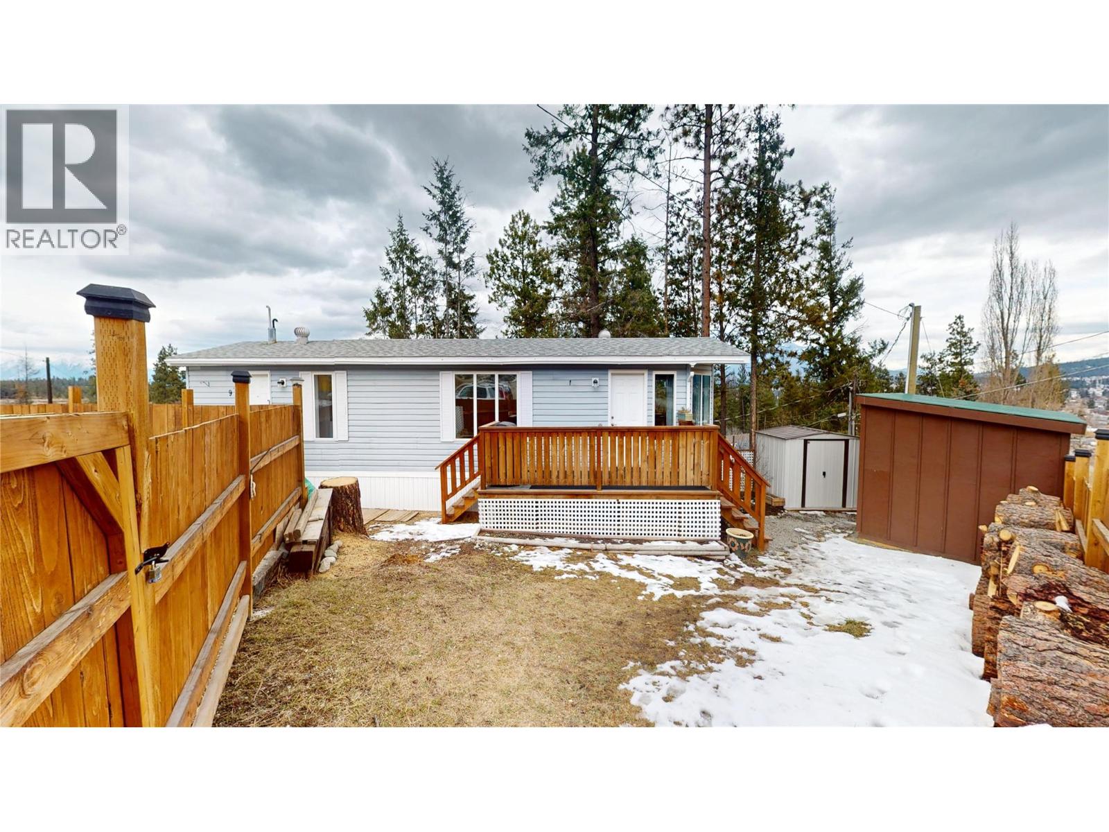 9 700 Patterson Street West, Cranbrook