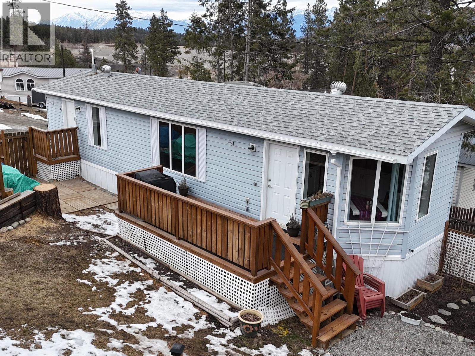 9 700 Patterson Street West, Cranbrook