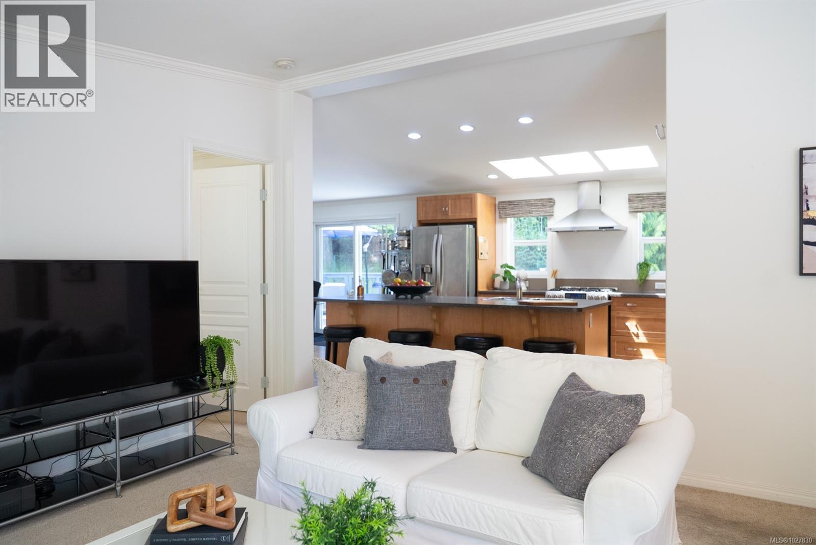  2604 Dory Way, Pender Island