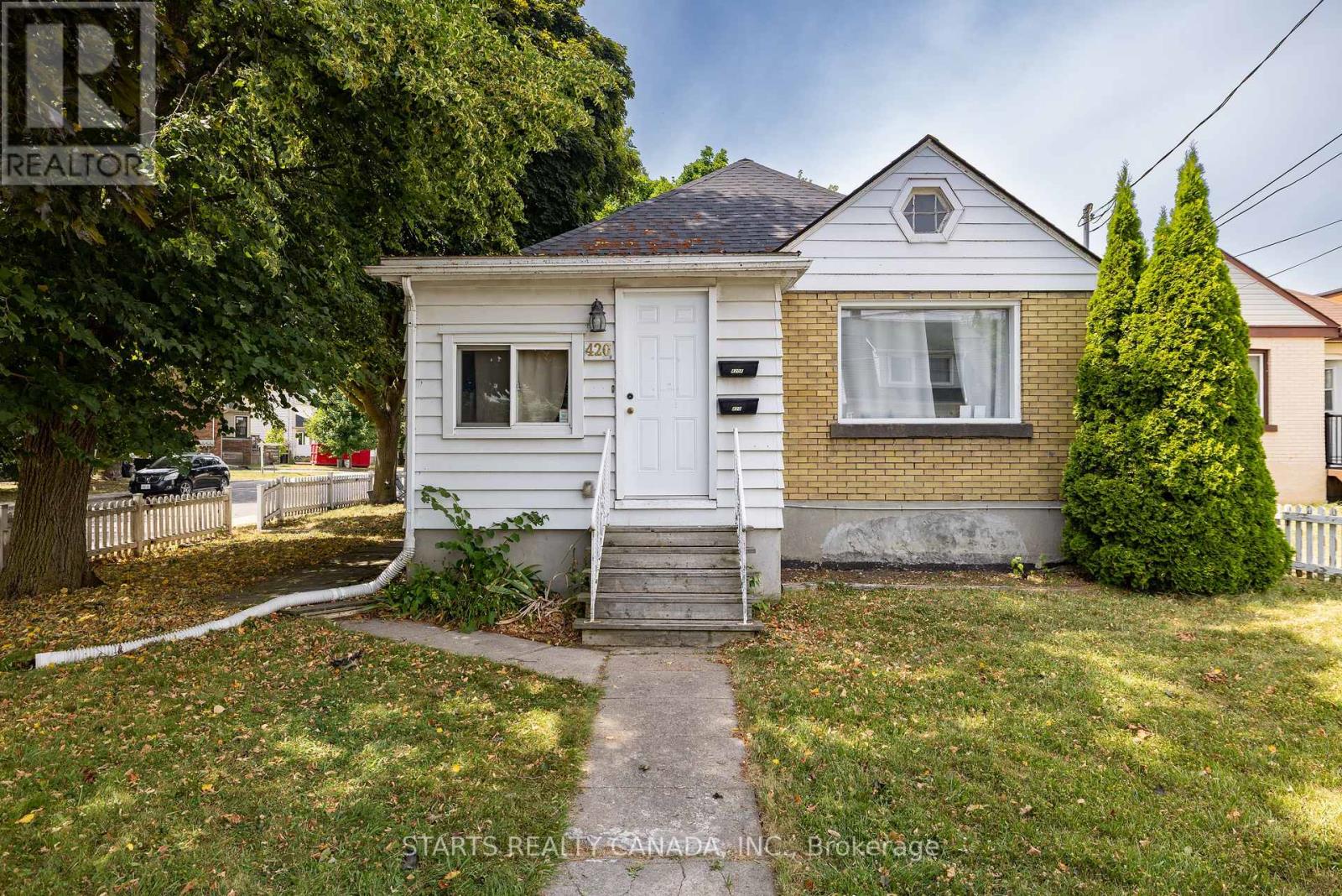 420 MACDONNELL STREET - 1
