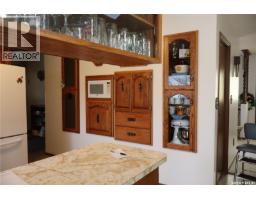 3pc Bathroom - 105 Magnan Street, Gravelbourg, SK S0H1X0 Photo 12