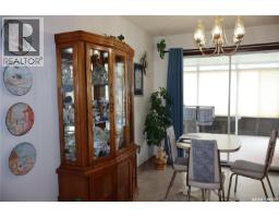 105 Magnan Street, Gravelbourg, SK S0H1X0 Photo 17