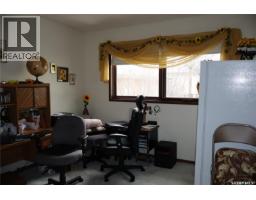 105 Magnan Street, Gravelbourg, SK S0H1X0 Photo 21