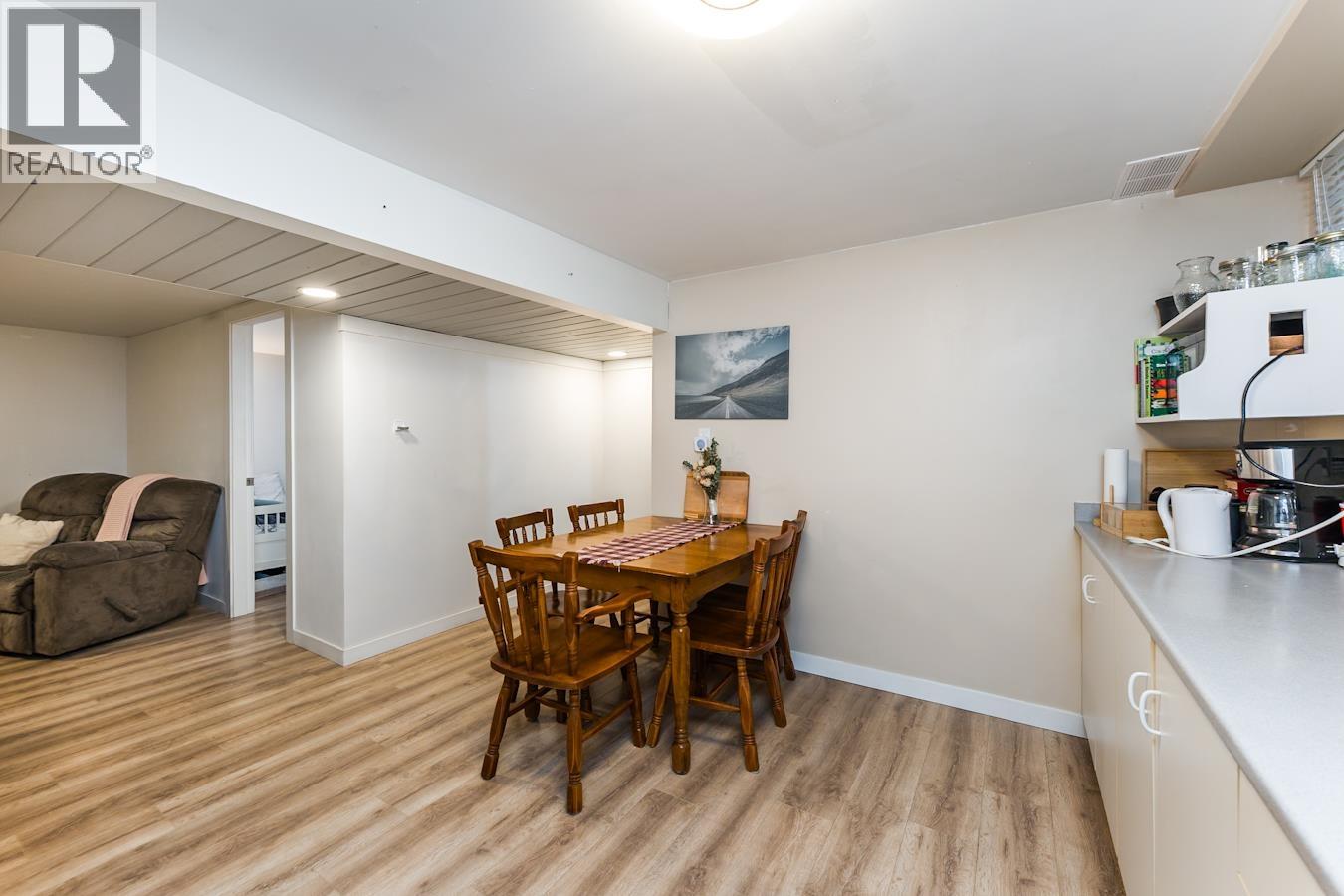 1190 EWERT STREET - 8