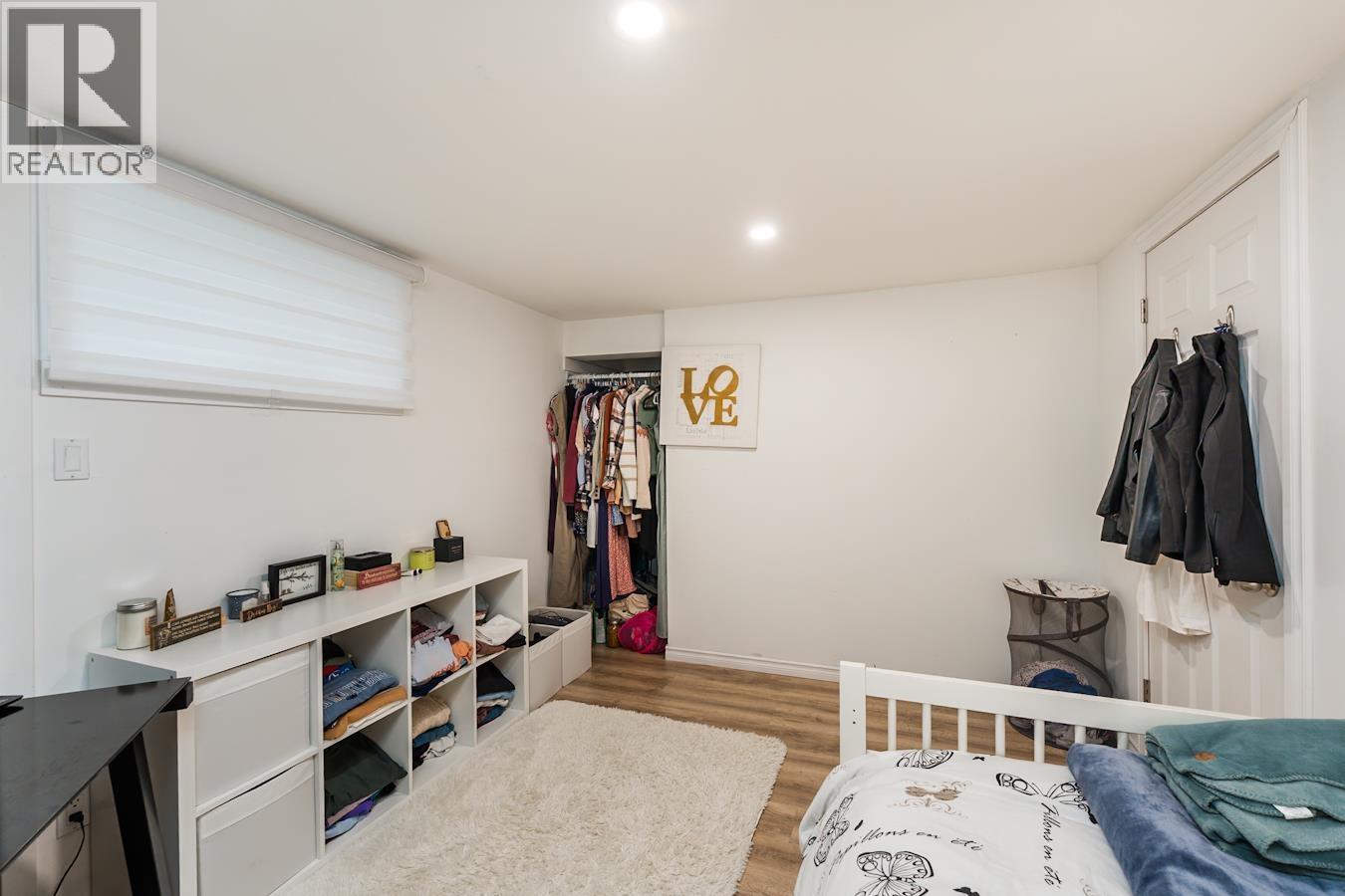 1190 EWERT STREET - 12