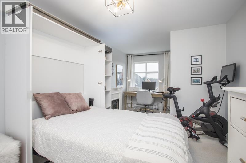 64 6300 LONDON ROAD, Richmond