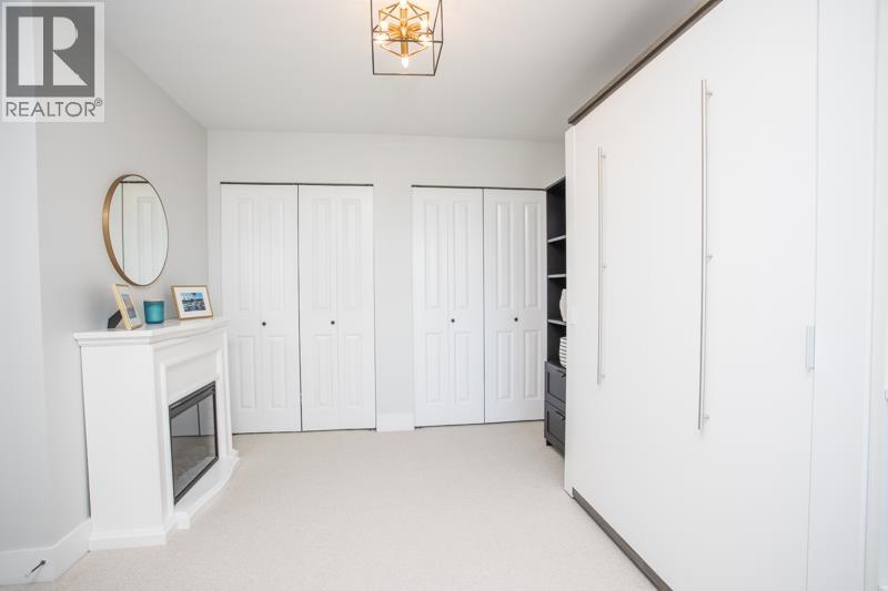 64 6300 LONDON ROAD, Richmond