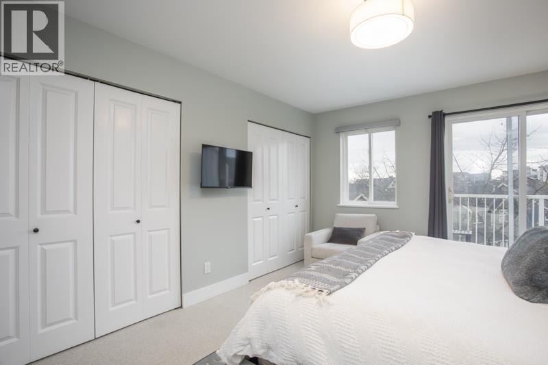 64 6300 LONDON ROAD, Richmond