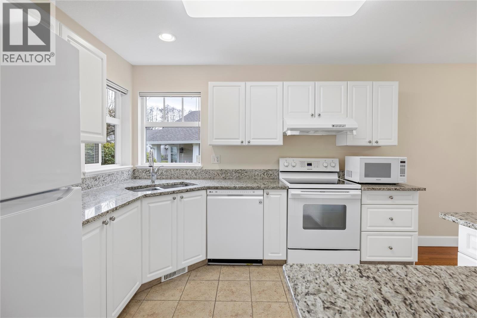 6146 Bellflower Way, Nanaimo