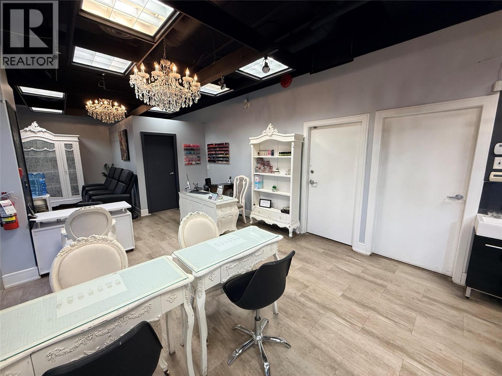  2653 Pandosy Street, Kelowna