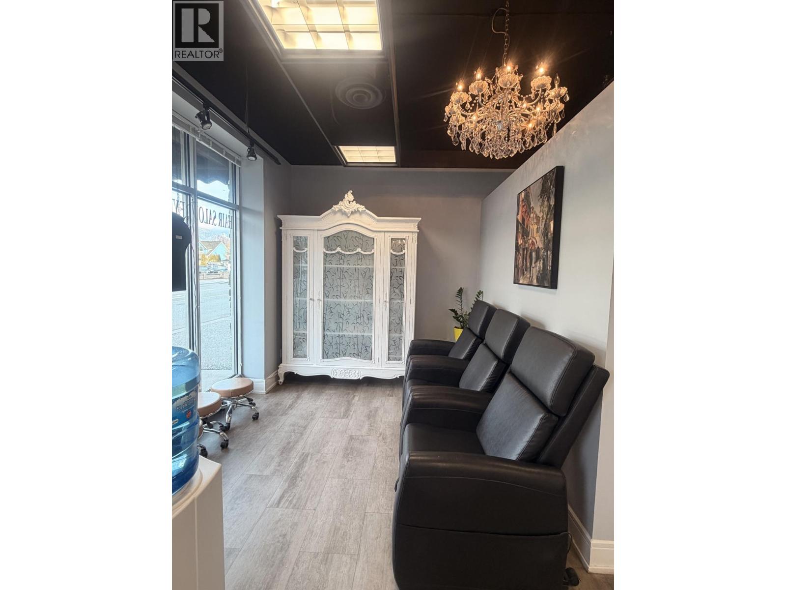  2653 Pandosy Street, Kelowna