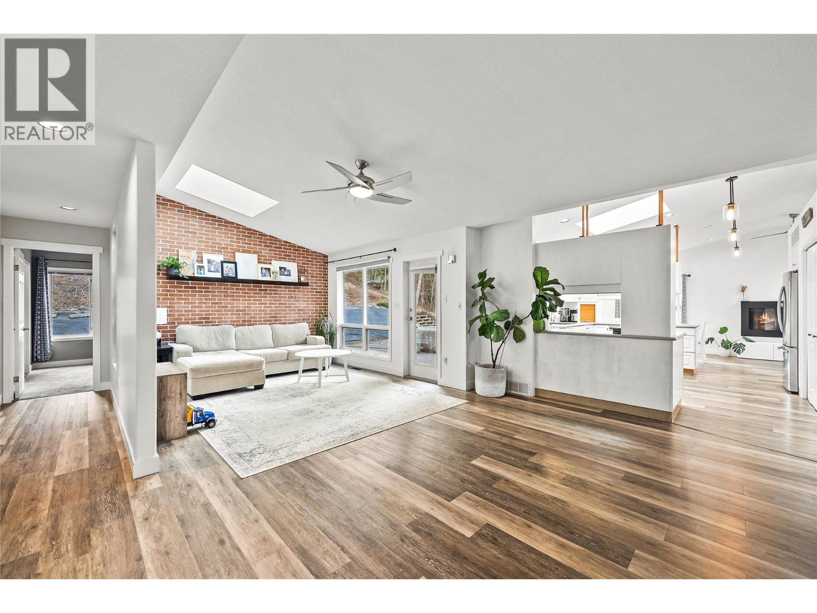 2620 Grand View Place, Blind Bay