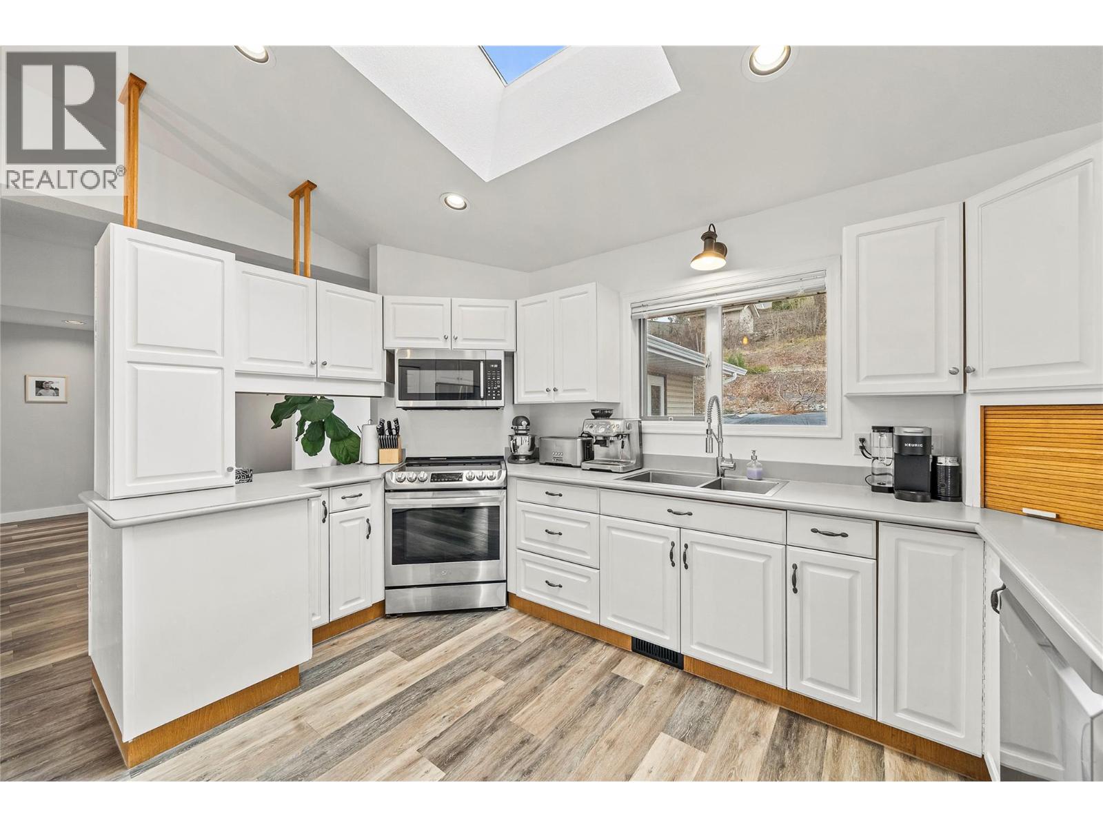 2620 Grand View Place, Blind Bay