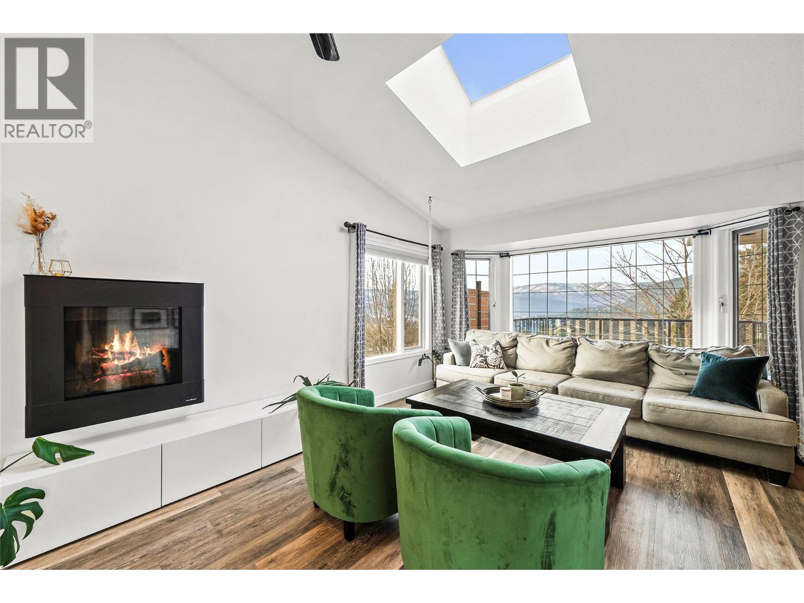 2620 Grand View Place, Blind Bay