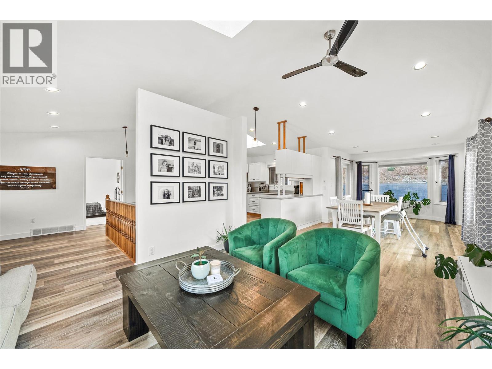 2620 Grand View Place, Blind Bay