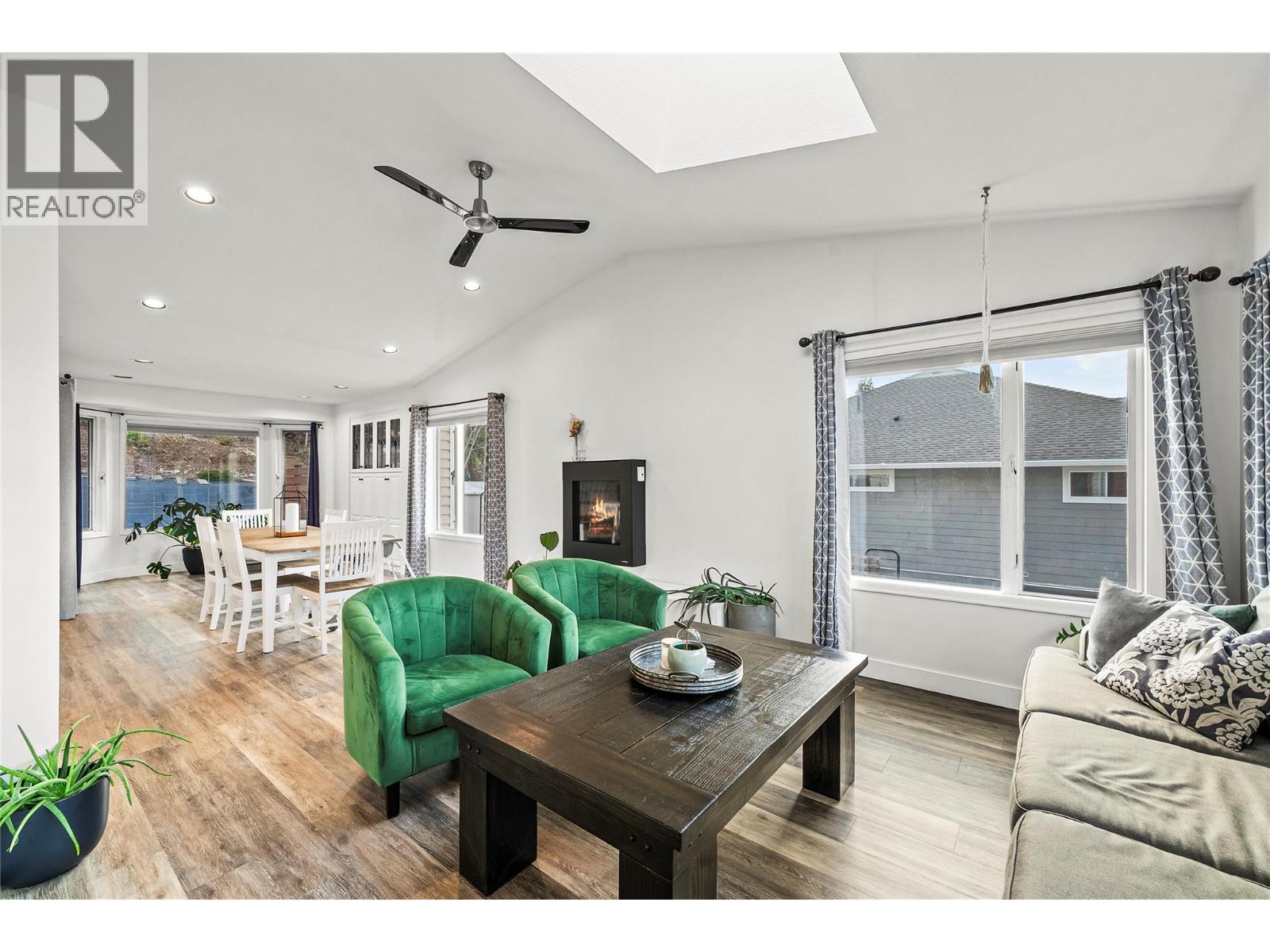 2620 Grand View Place, Blind Bay