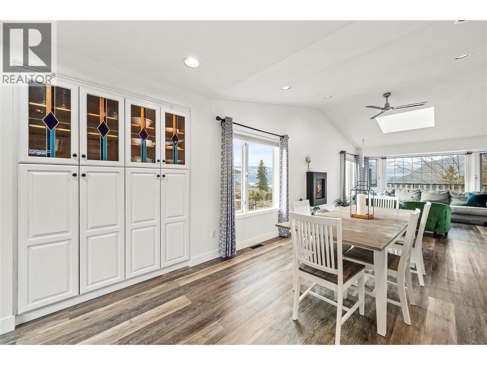 2620 Grand View Place, Blind Bay