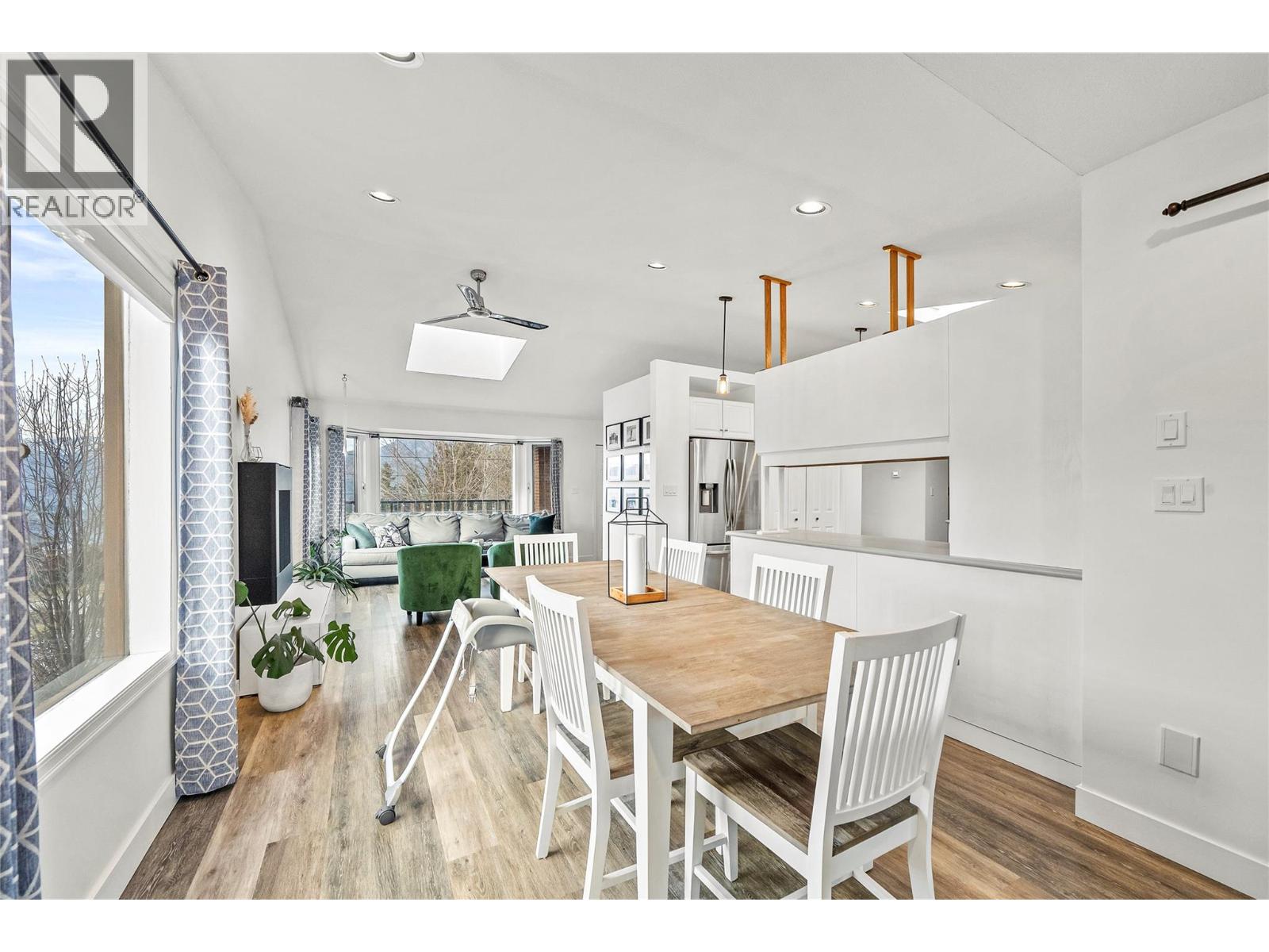 2620 Grand View Place, Blind Bay