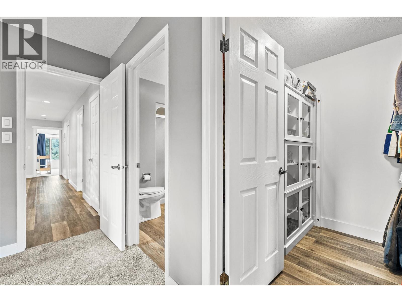 2620 Grand View Place, Blind Bay