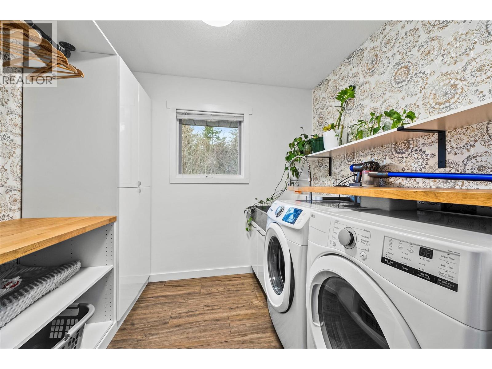 2620 Grand View Place, Blind Bay