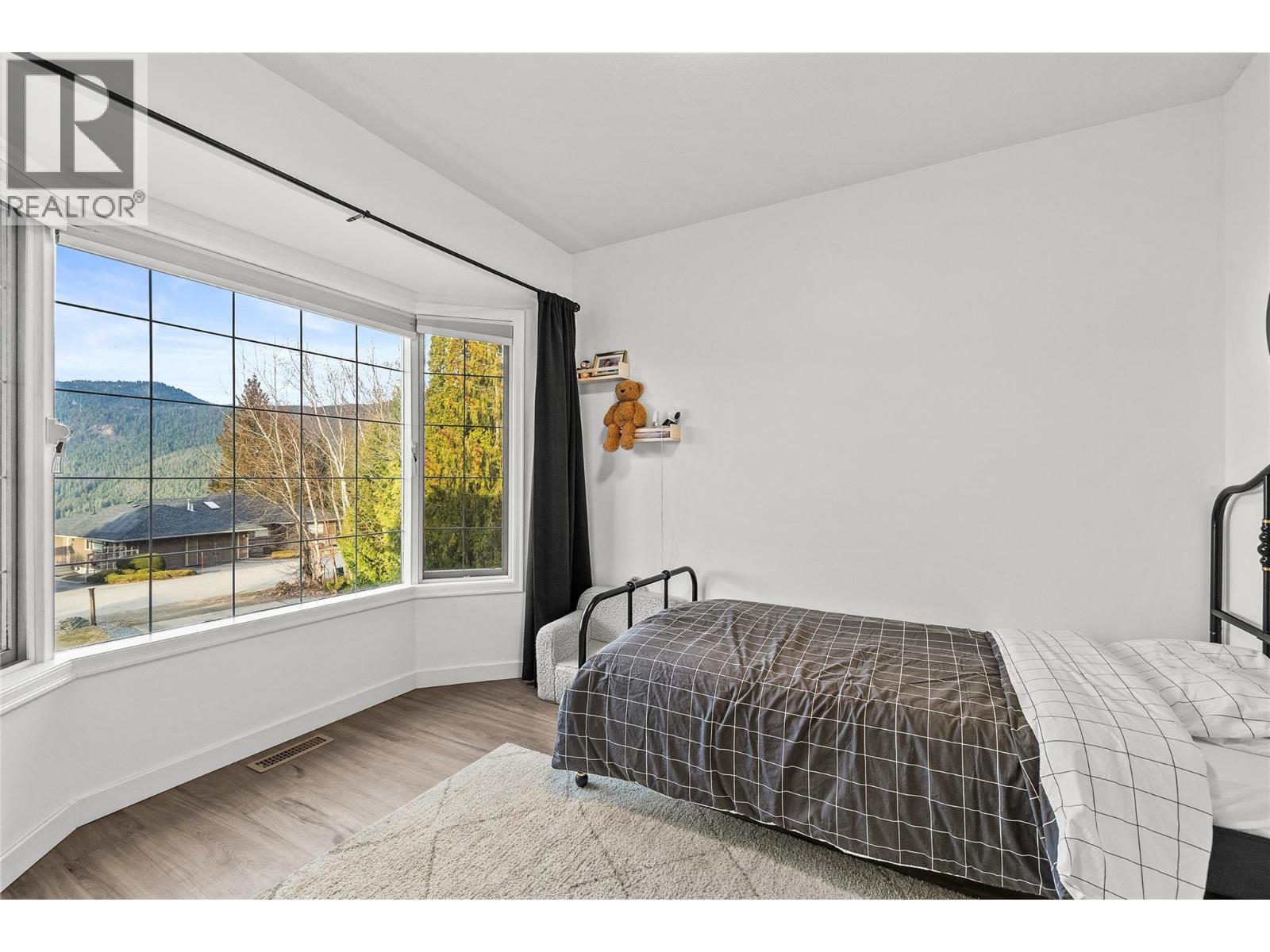 2620 Grand View Place, Blind Bay