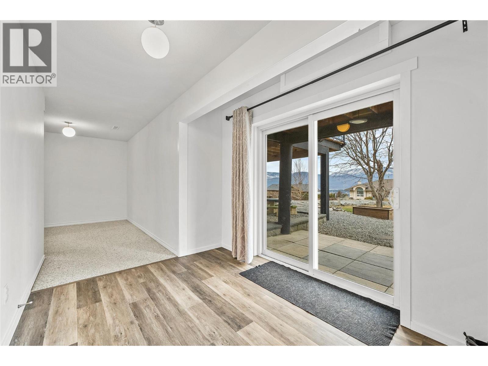 2620 Grand View Place, Blind Bay