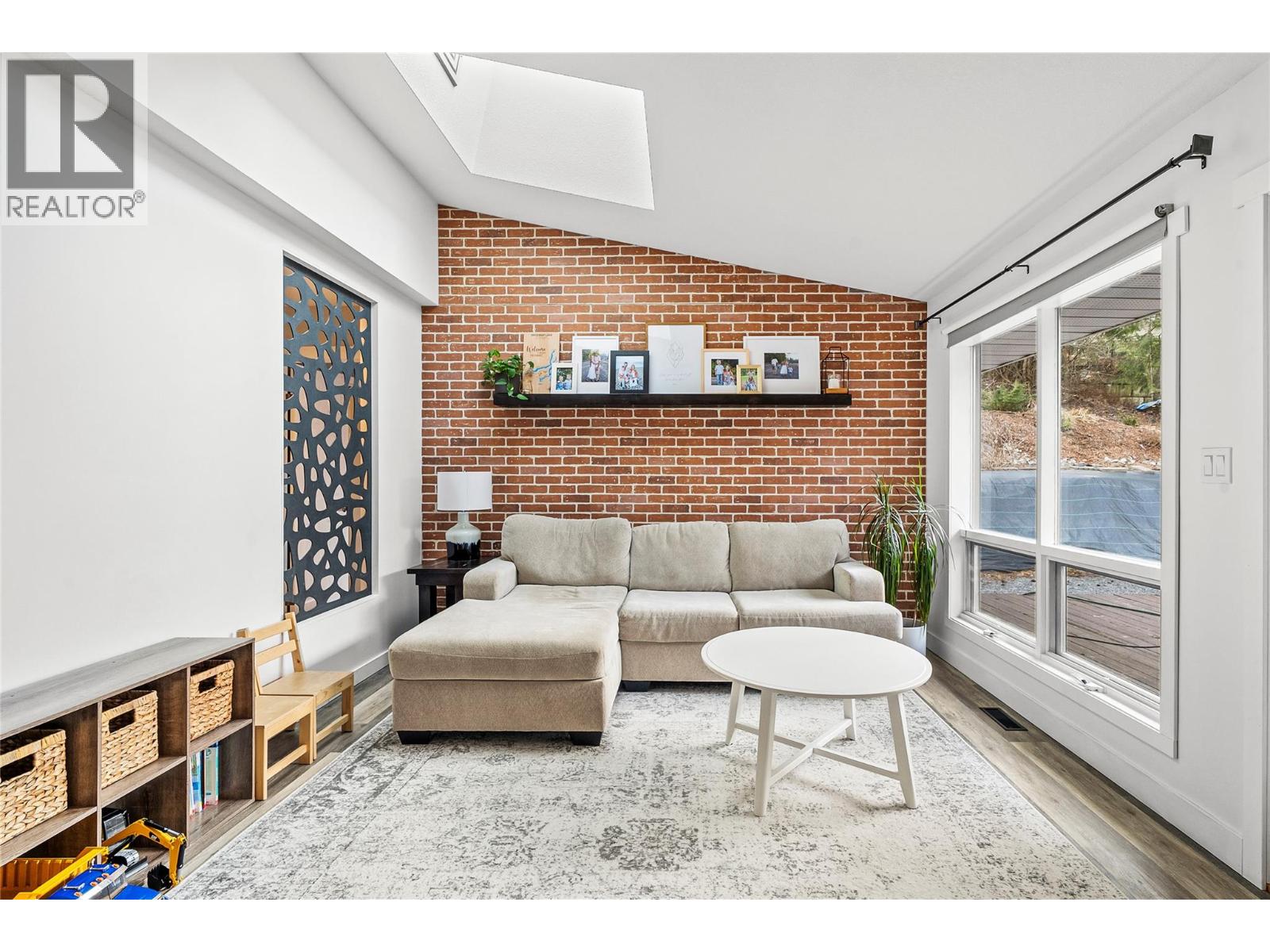 2620 Grand View Place, Blind Bay