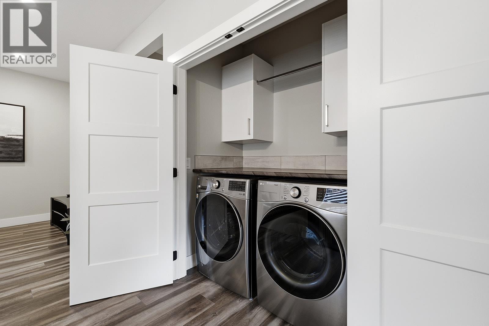 2398 Hawks Boulevard, West Kelowna