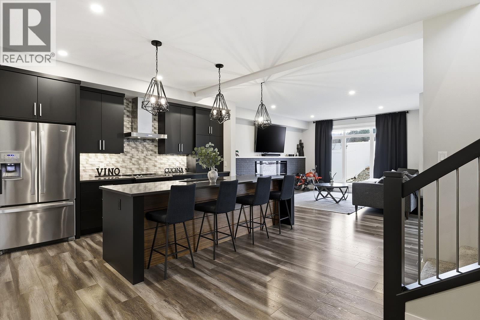 2398 Hawks Boulevard, West Kelowna